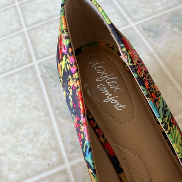 Dex flex floral satin cork heel wedges size 11 - Picture 2 of 5